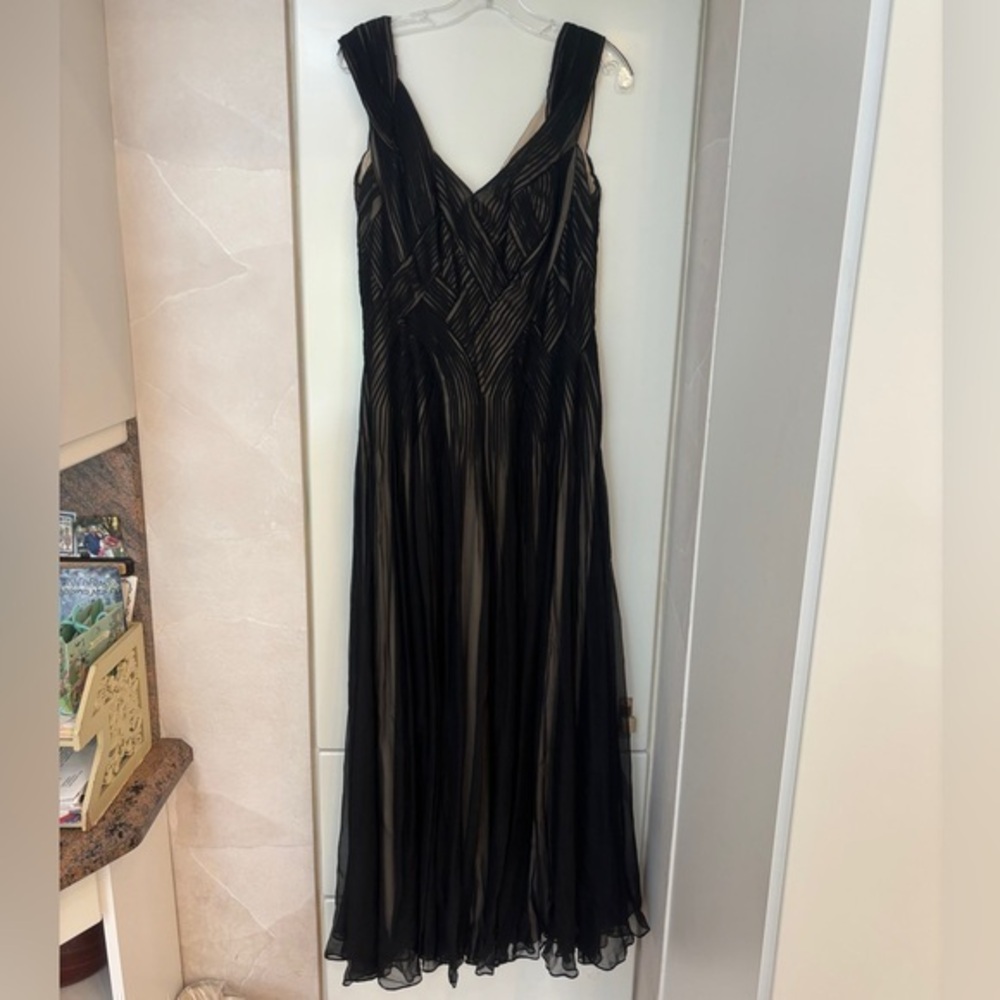 Tadashi Elegant Black Evening Maxi Dress Size 14